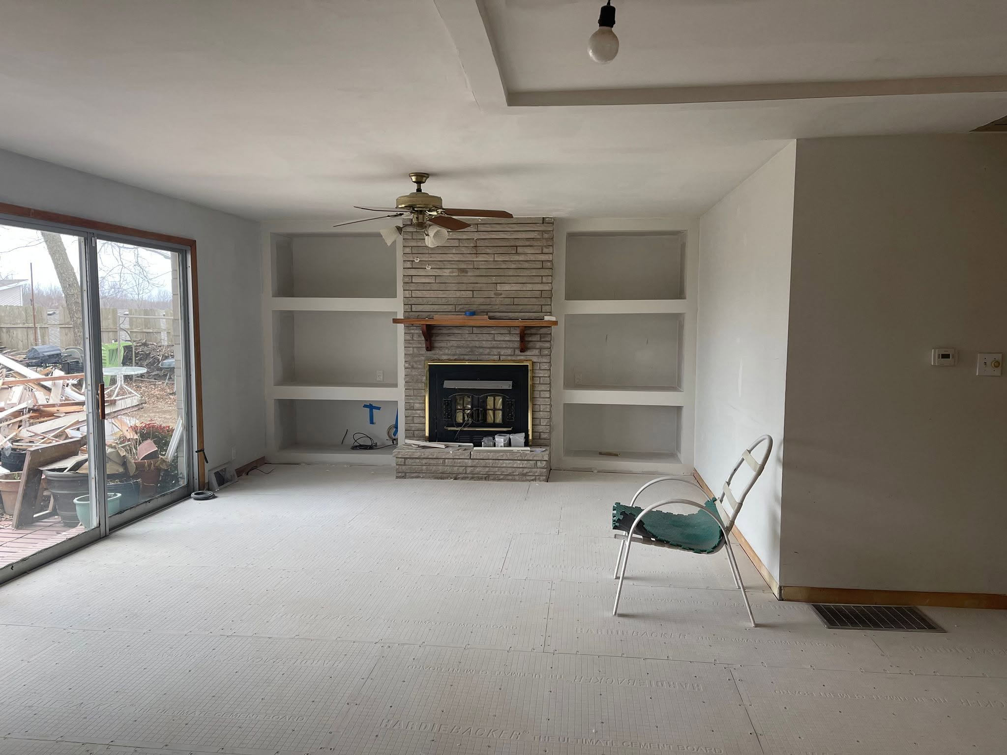 Interior vs. Exterior Painting: What Owensboro Homeowners Need to Know